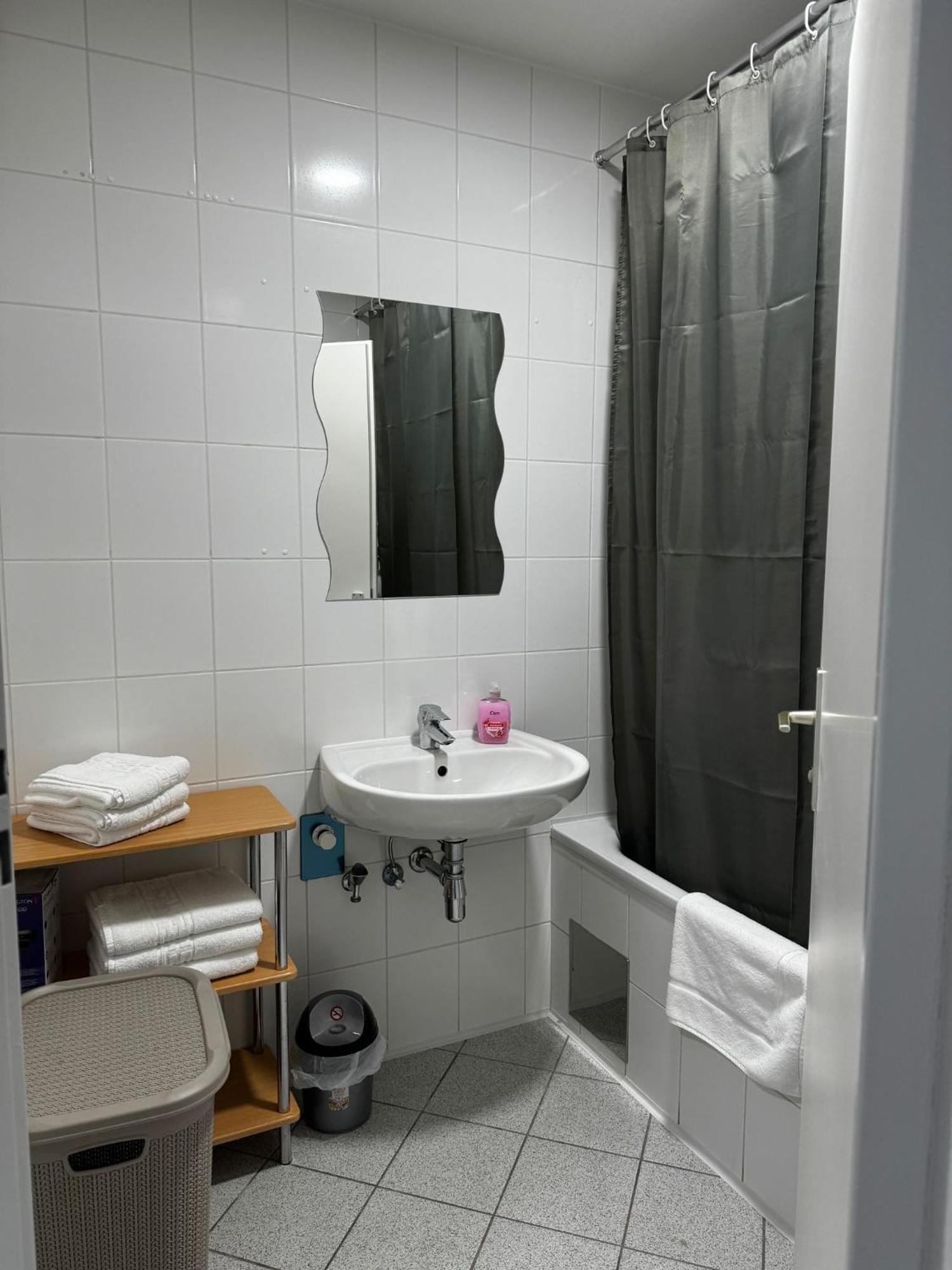 Mca Apartments Vienna Exterior photo